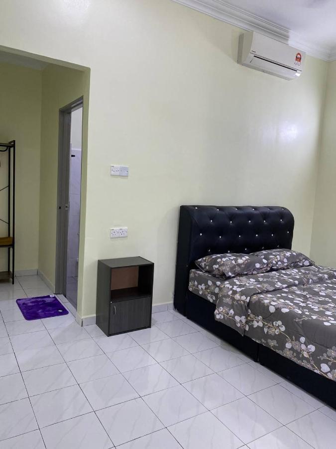 Room/Homestay Nazadja สุไหงเบซาร์ ภายนอก รูปภาพ