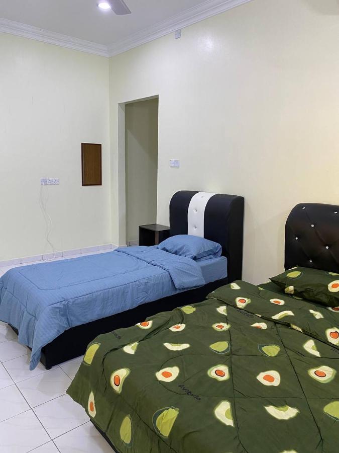 Room/Homestay Nazadja สุไหงเบซาร์ ภายนอก รูปภาพ