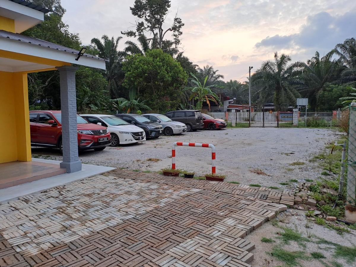 Room/Homestay Nazadja สุไหงเบซาร์ ภายนอก รูปภาพ