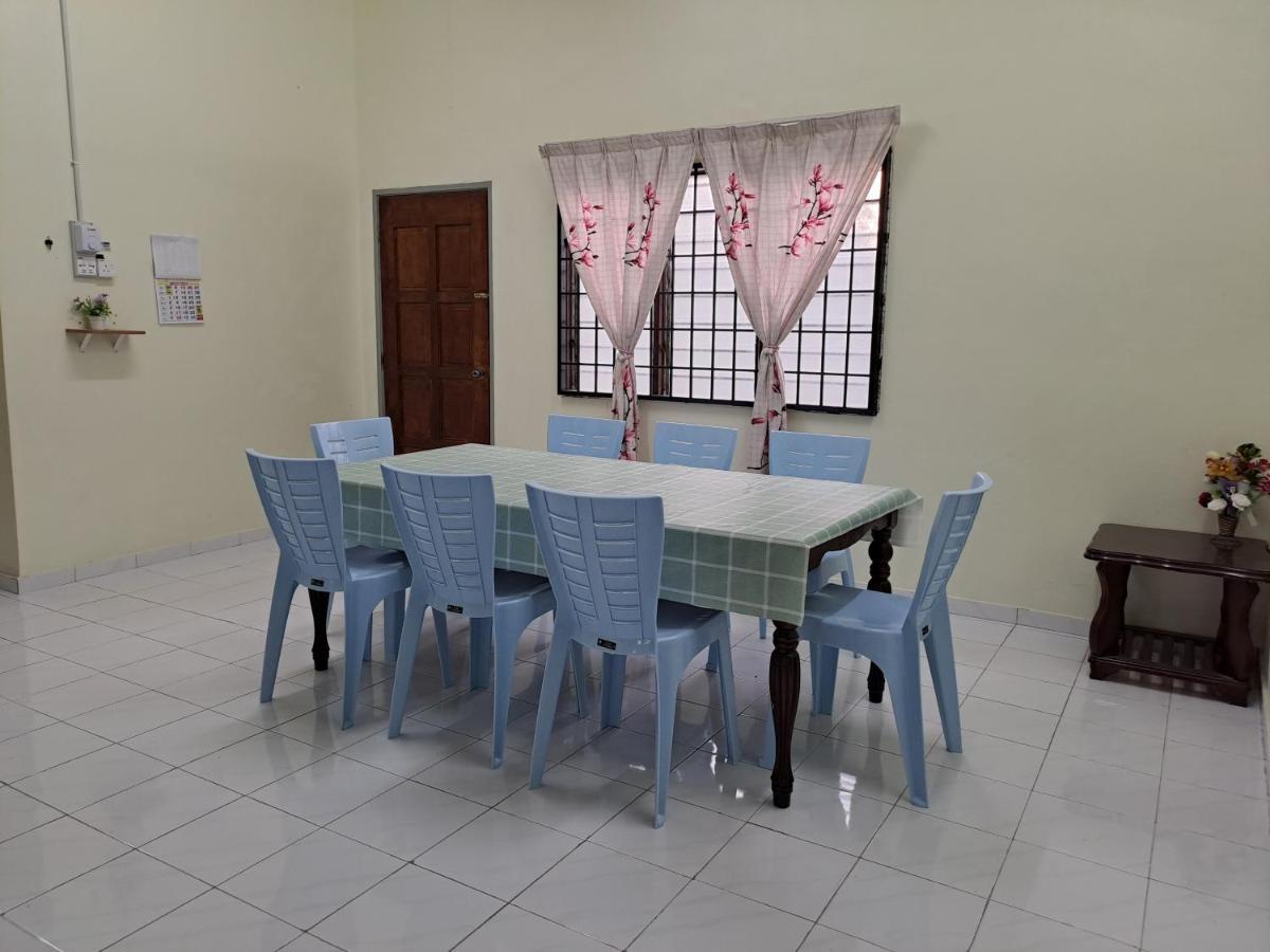 Room/Homestay Nazadja สุไหงเบซาร์ ภายนอก รูปภาพ